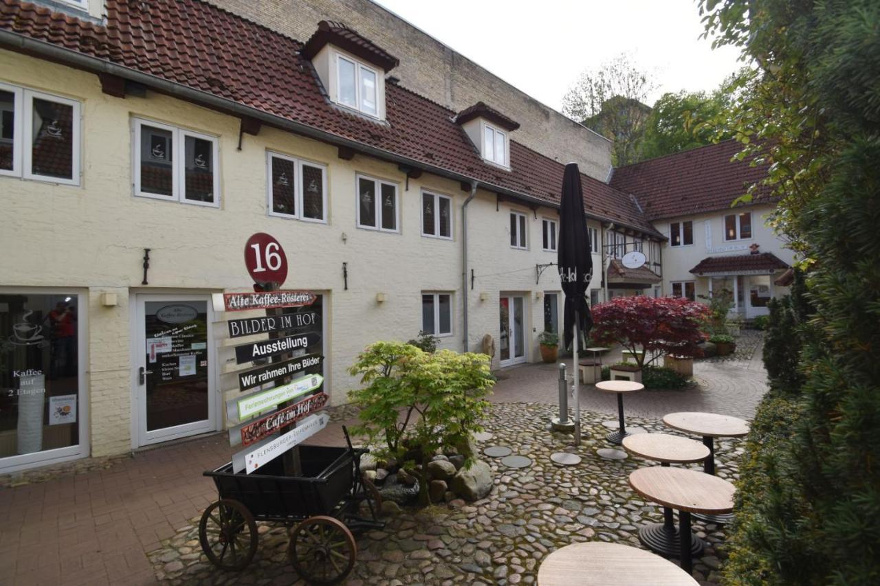 Fewo1846 - Lille Petuhtante II - Elegante Vintage-Wohnung Mit 2 Schlafzimmern Flensburg Exterior photo